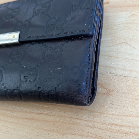 Authentic Gucci Leather Wallet - Picture 11 of 14